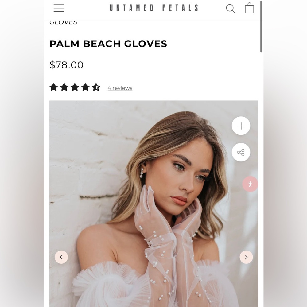 Beautiful Pearl Gloves